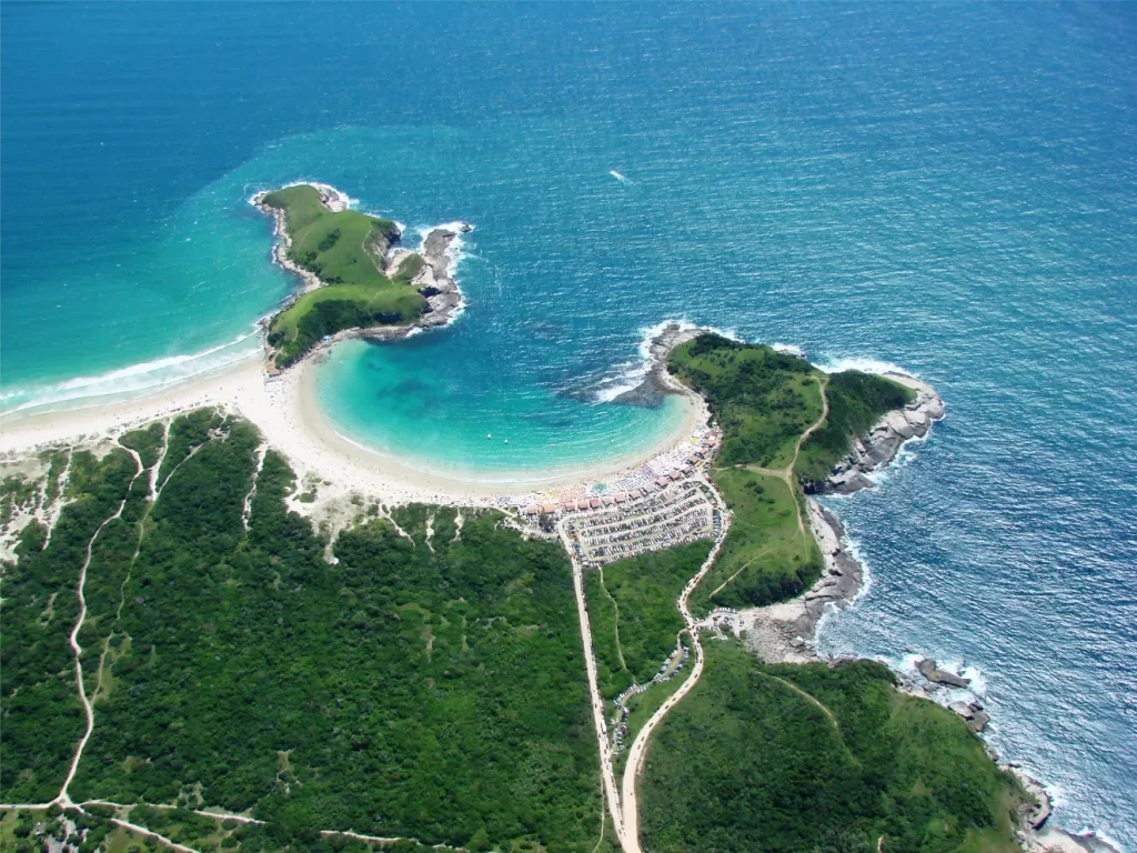 praia-das-conchas-cabo-frio-rj-1024x768 Cabo Frio uma Guia Completo de Praias, Cultura e Lazer